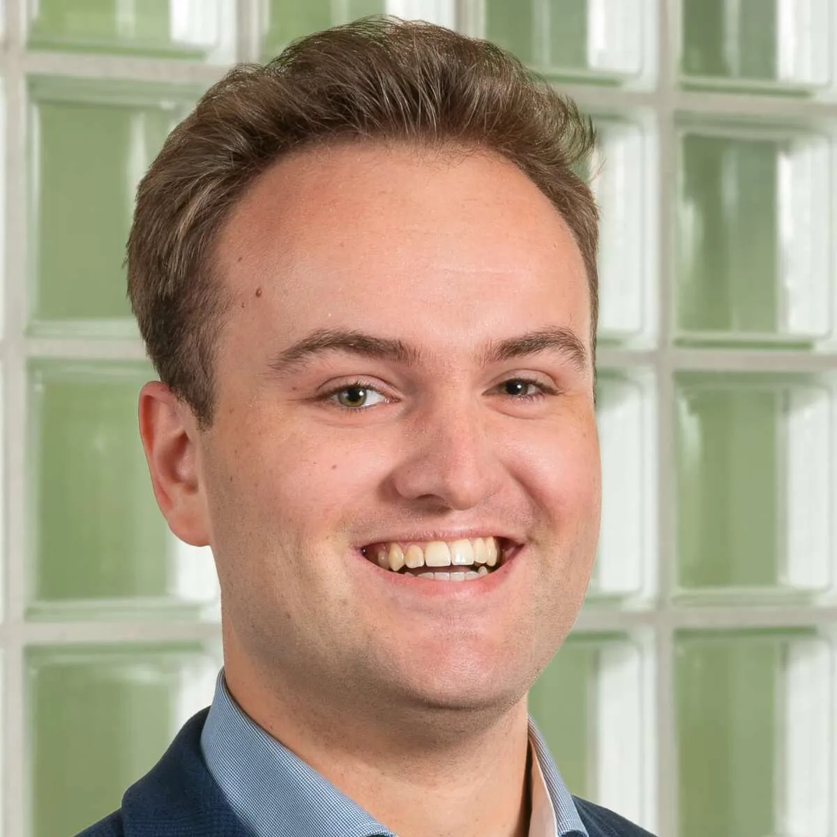 face that belongs to testimonial